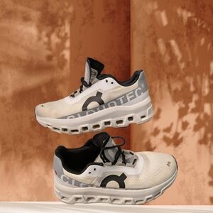 On Running Cloud Athletic Shoes White with CloudTec Sole
